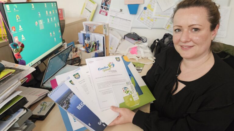 Schon fast ein Jahr an Bord: Seit Mai 2024 kümmert sich Pauline Thiel als Koordinatorin um das Lokale Bündnis für Familie in Grünheide. Foto: Anke Beißer