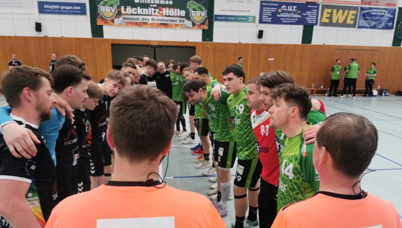 Auf gehts zum vorletzten Viertliga-Heimspiel in der Löcknitz-Halle zwischen dem GSV I (rechts) und dem BFC Preussen aus Berlin. Foto: Roland Hanke