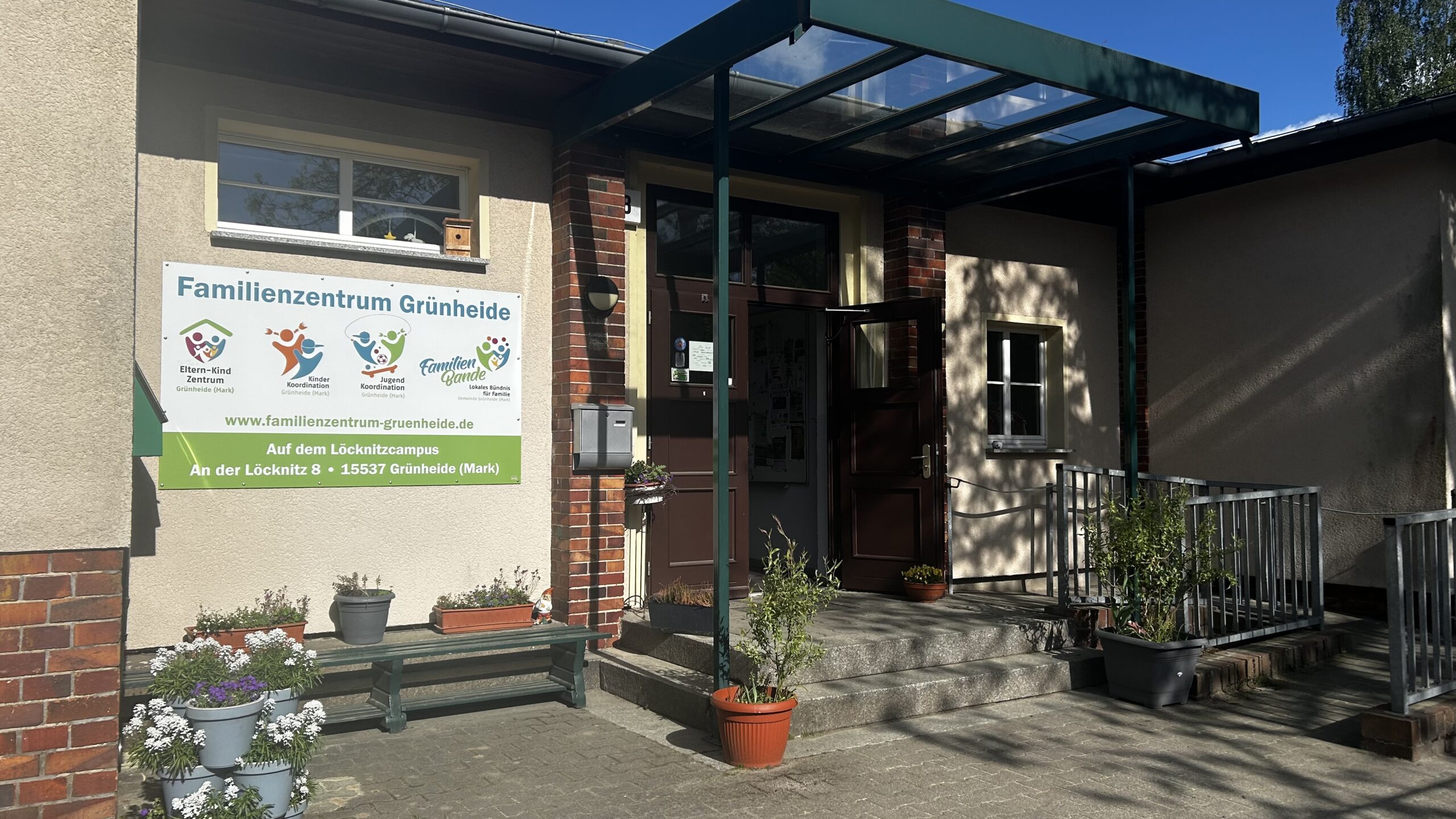 Der Anlaufpunkt für Familien der Gemeinde: das Familienzentrum auf dem Löcknitzcampus in Grünheide. Foto: Pauline Thiel